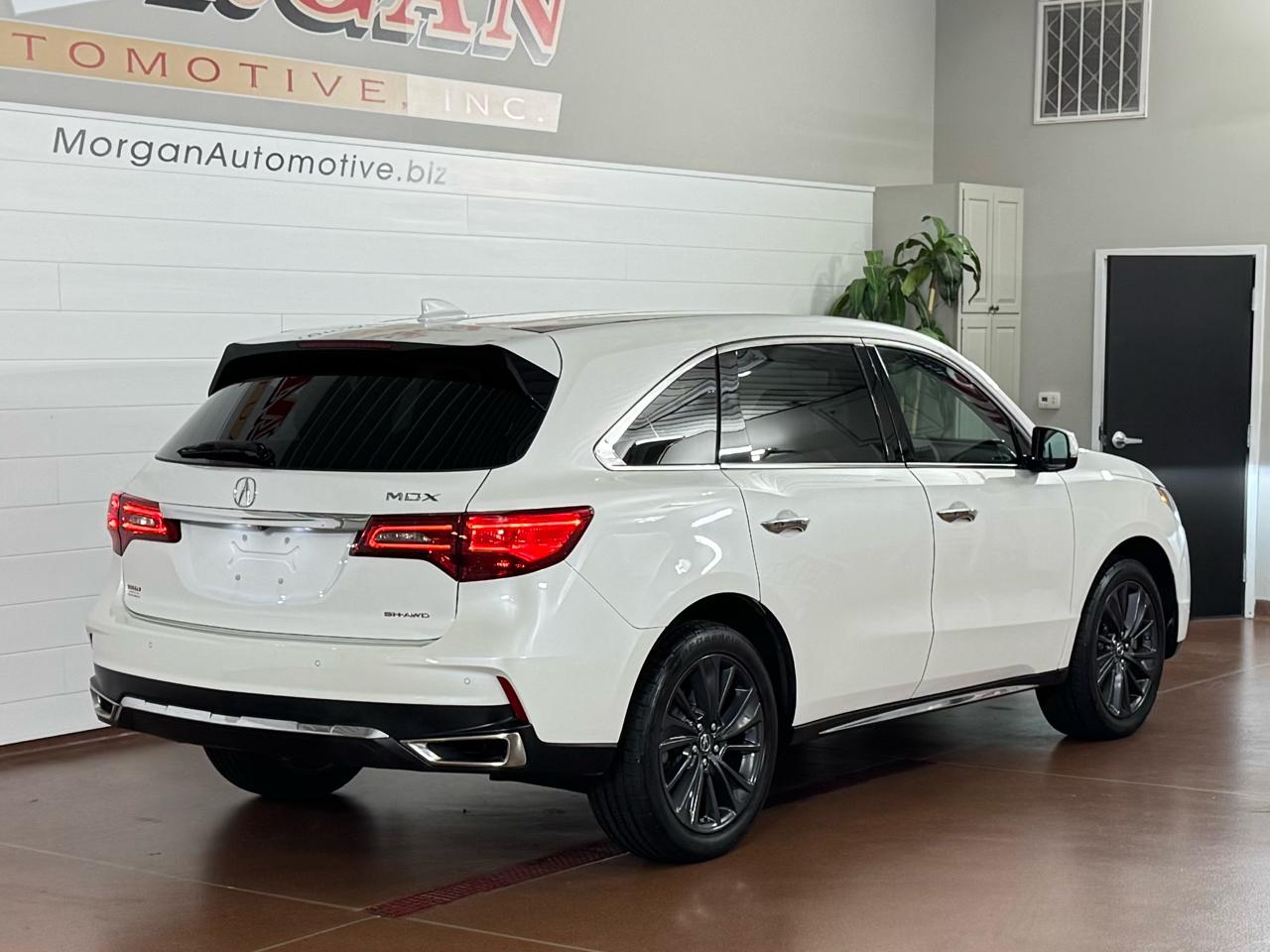 Acura MDX SH-AWD 9-Spd AT w/Tech Package 2020