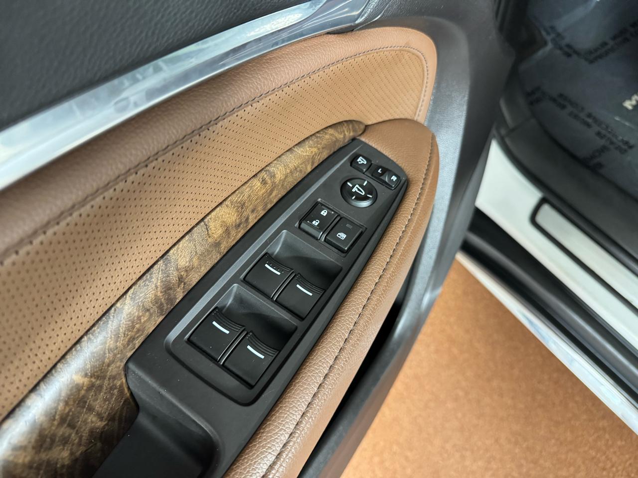 Acura MDX SH-AWD 9-Spd AT w/Tech Package 2020