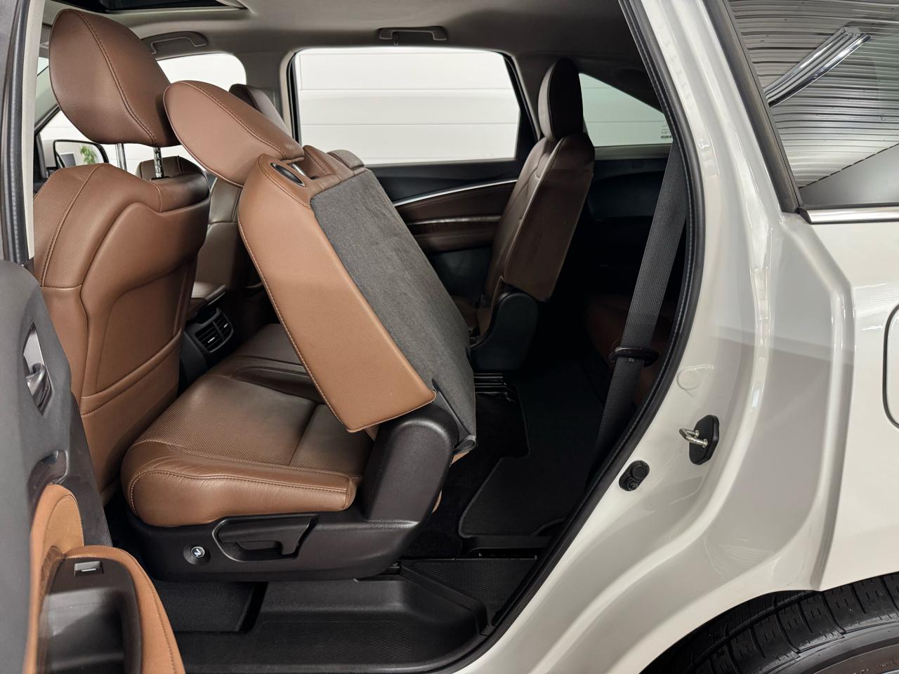 Acura MDX SH-AWD 9-Spd AT w/Tech Package 2020