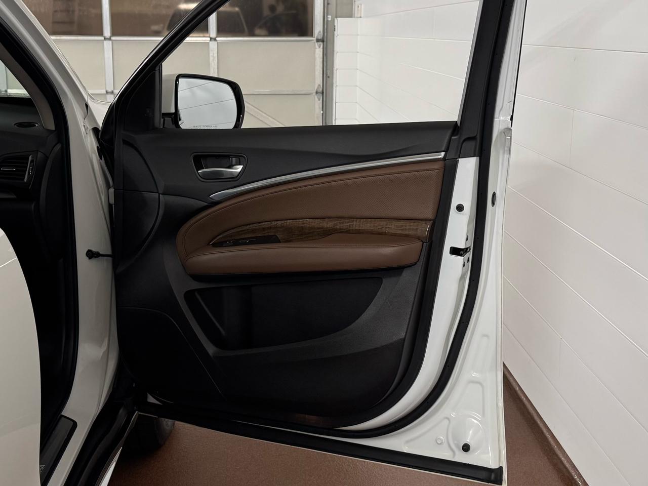 Acura MDX SH-AWD 9-Spd AT w/Tech Package 2020