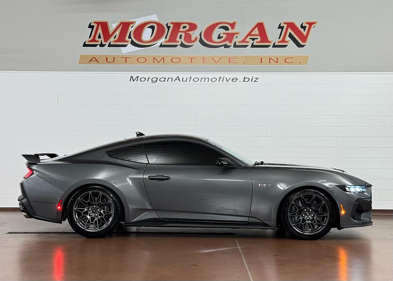 Ford Mustang GT Premium Coupe 2024