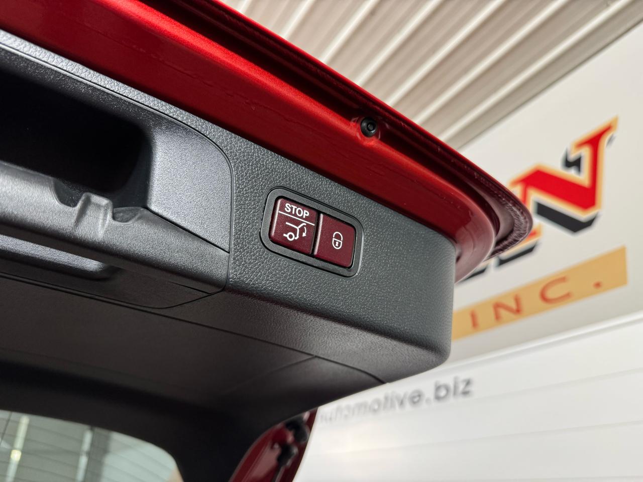 Mercedes-Benz GLC-Class  2018