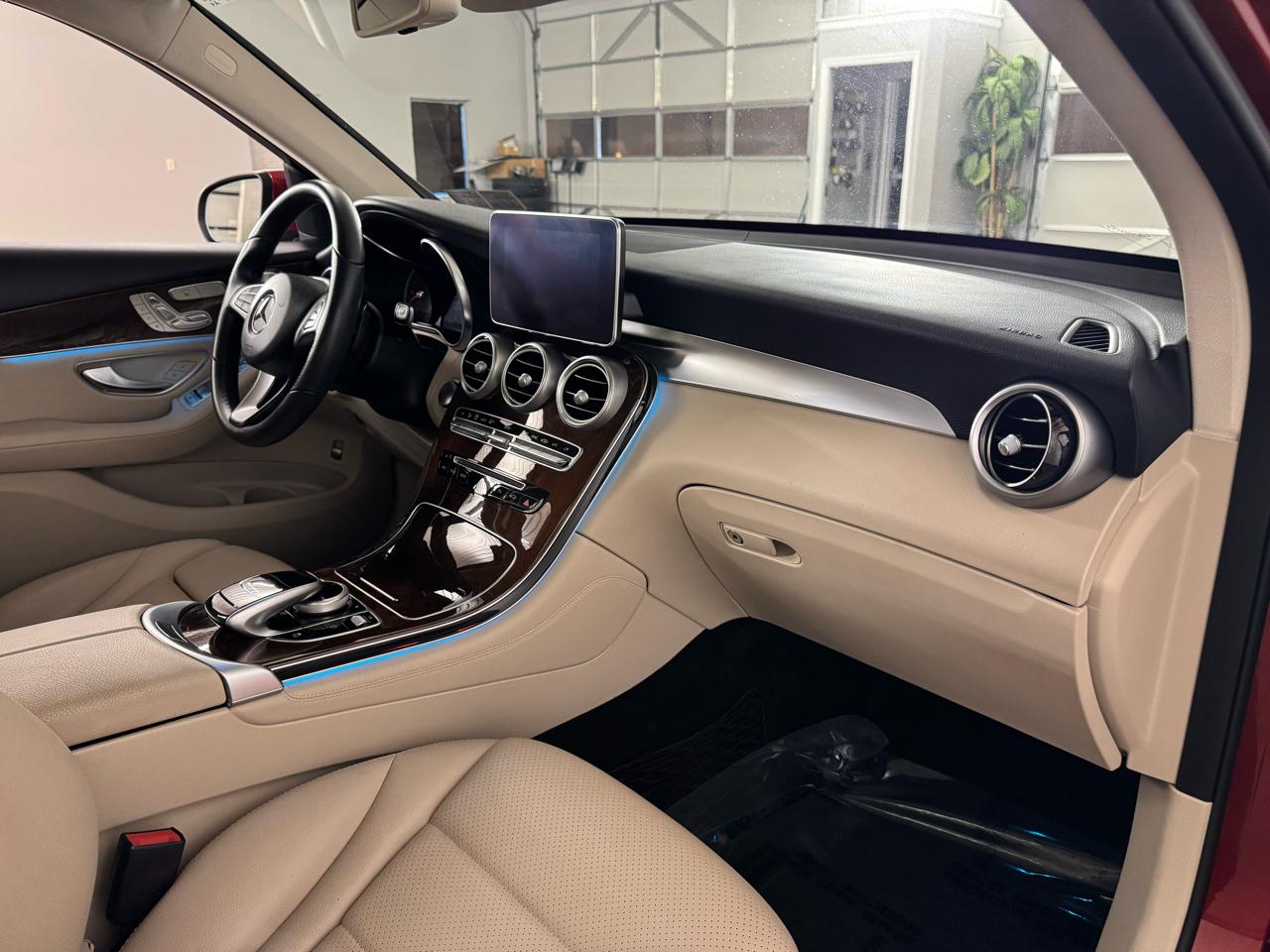 Mercedes-Benz GLC-Class  2018