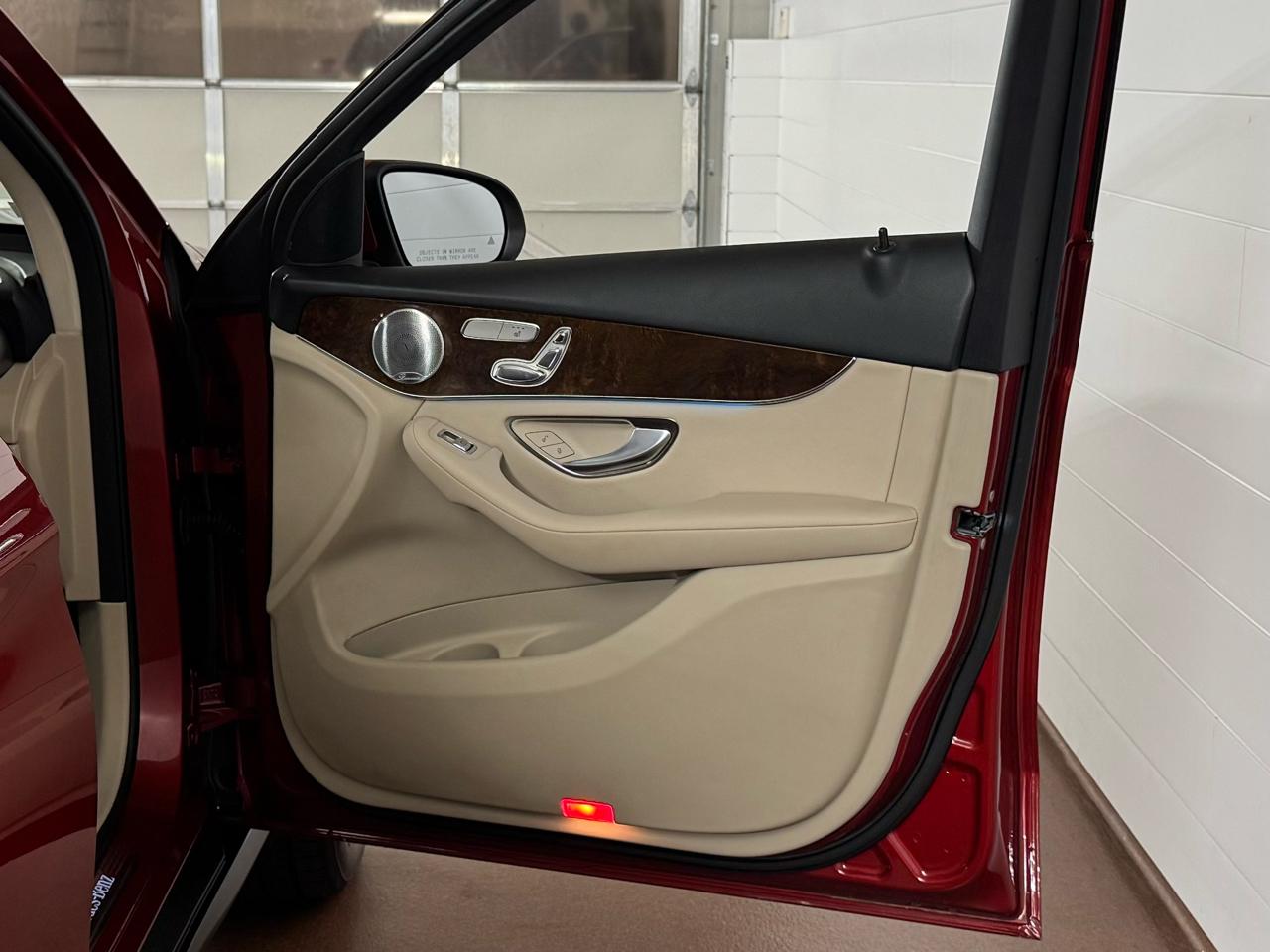 Mercedes-Benz GLC-Class  2018