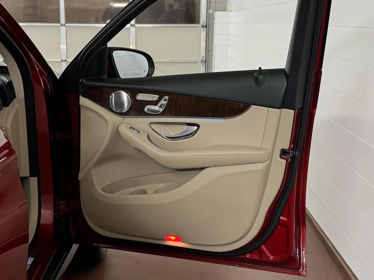 Mercedes-Benz GLC-Class  2018