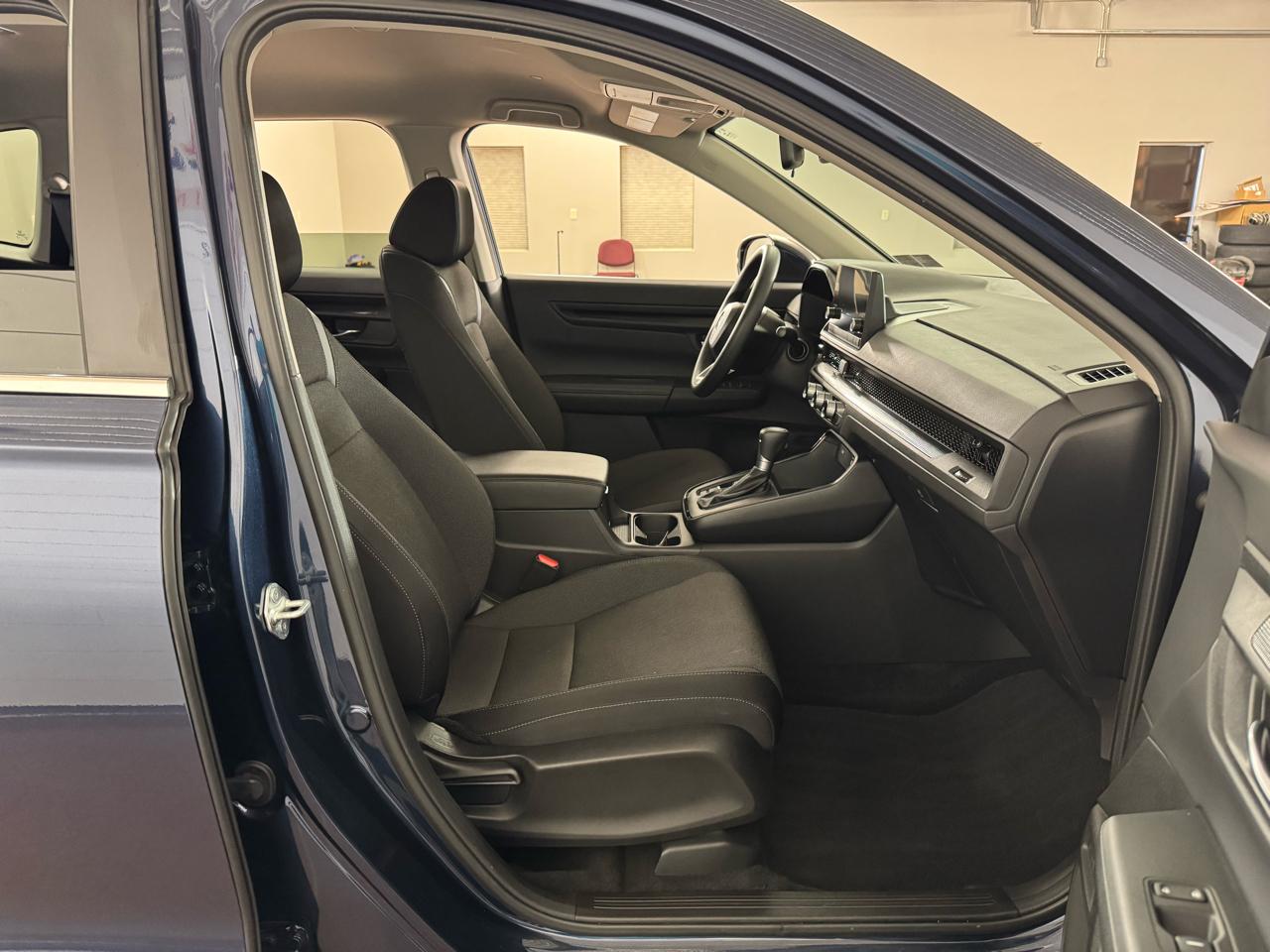 Honda CR-V LX AWD 2025