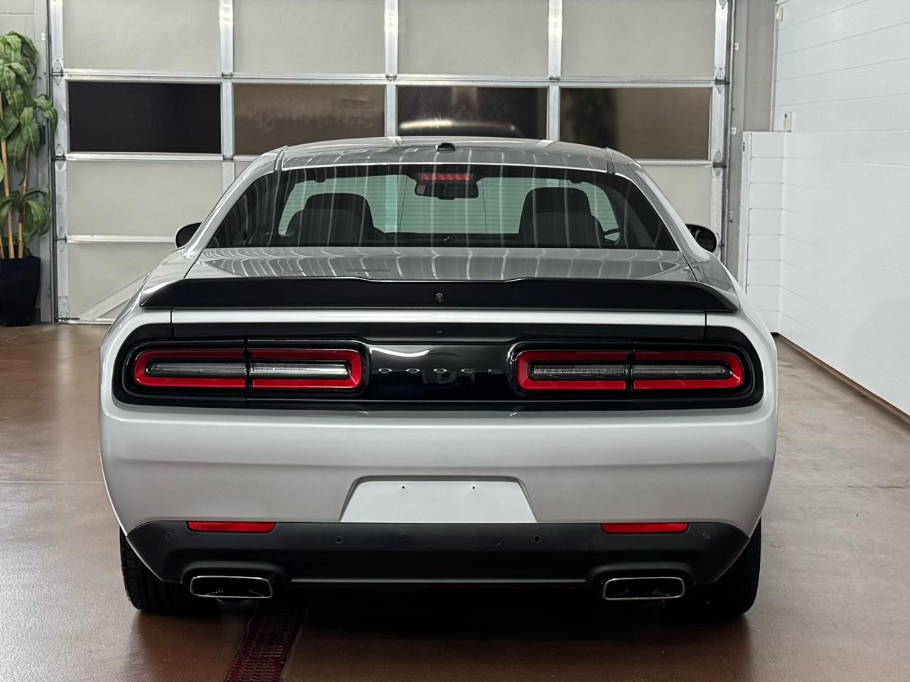 Dodge Challenger  2023
