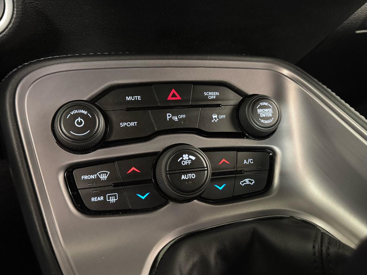 Dodge Challenger  2023