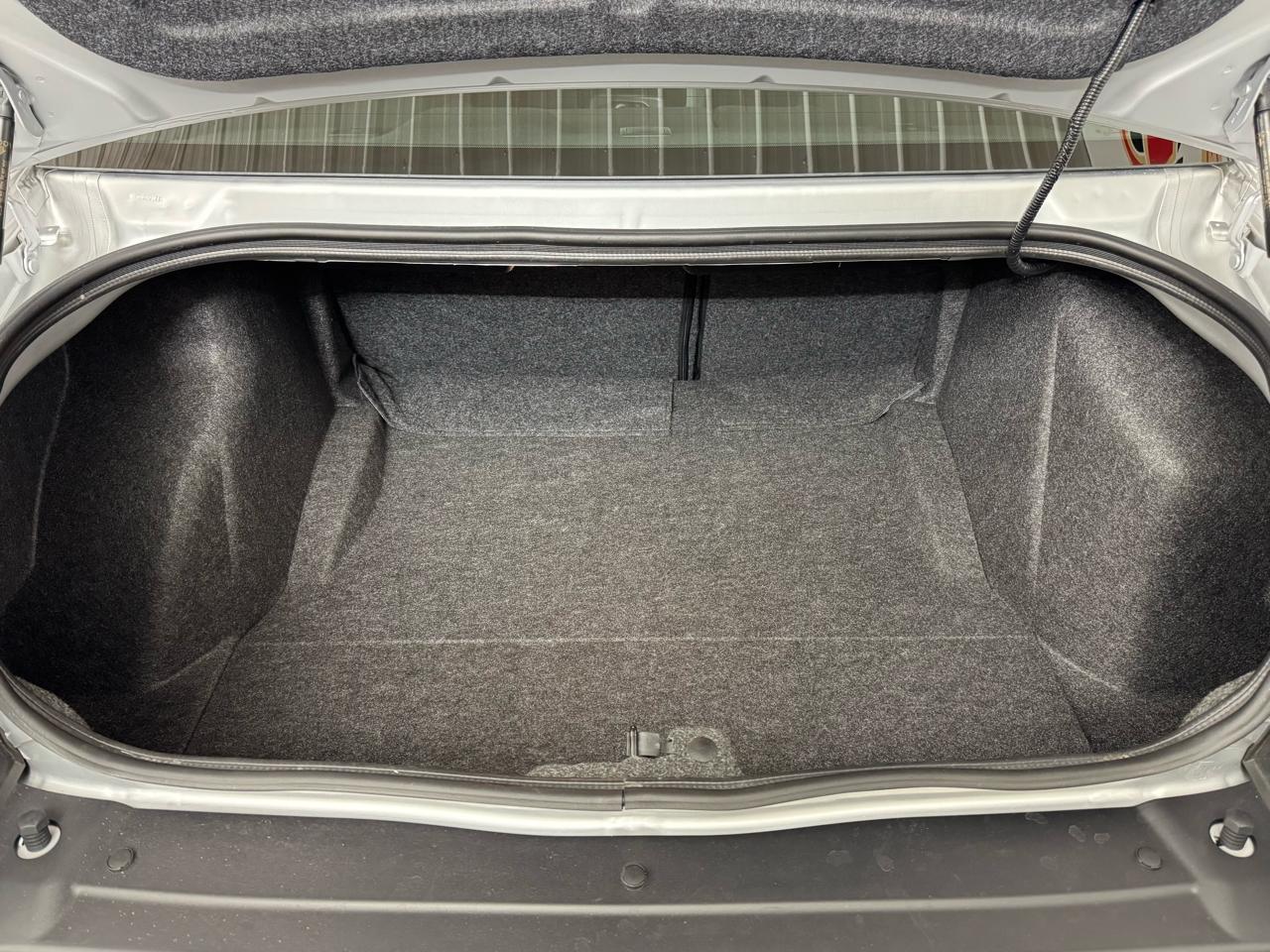 Dodge Challenger  2023