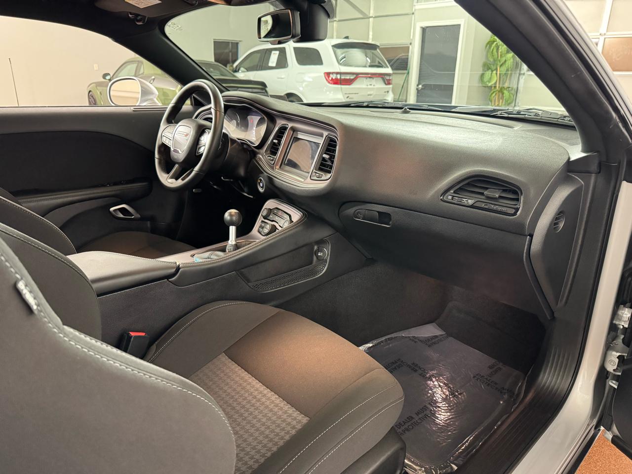 Dodge Challenger  2023