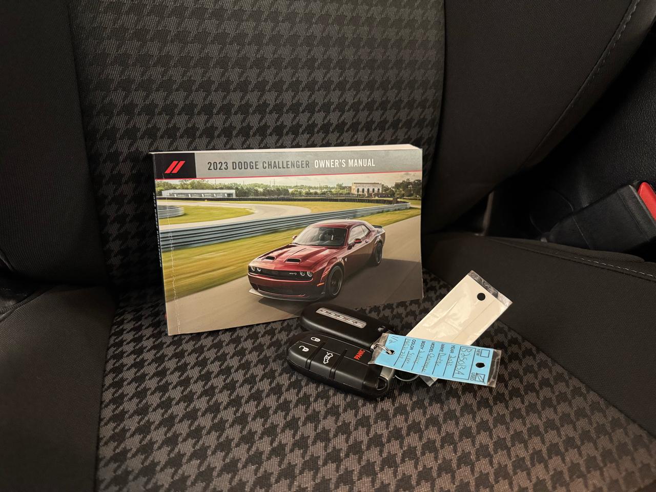 Dodge Challenger  2023