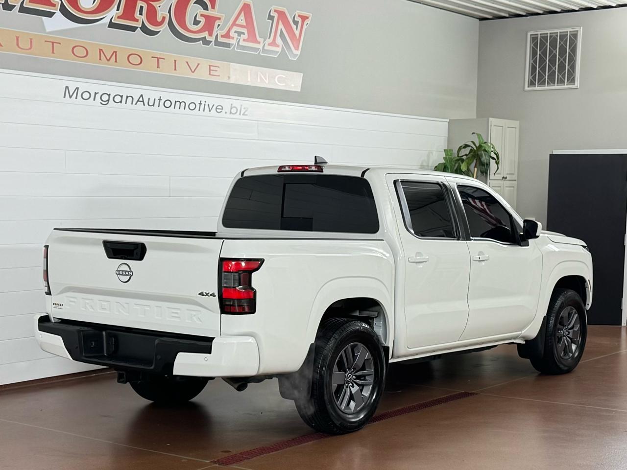 Nissan Frontier  2025