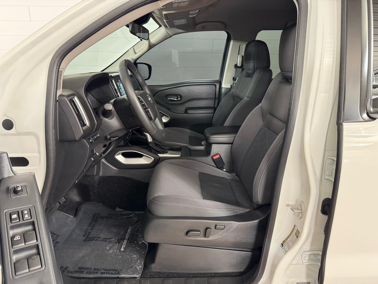 Nissan Frontier  2025