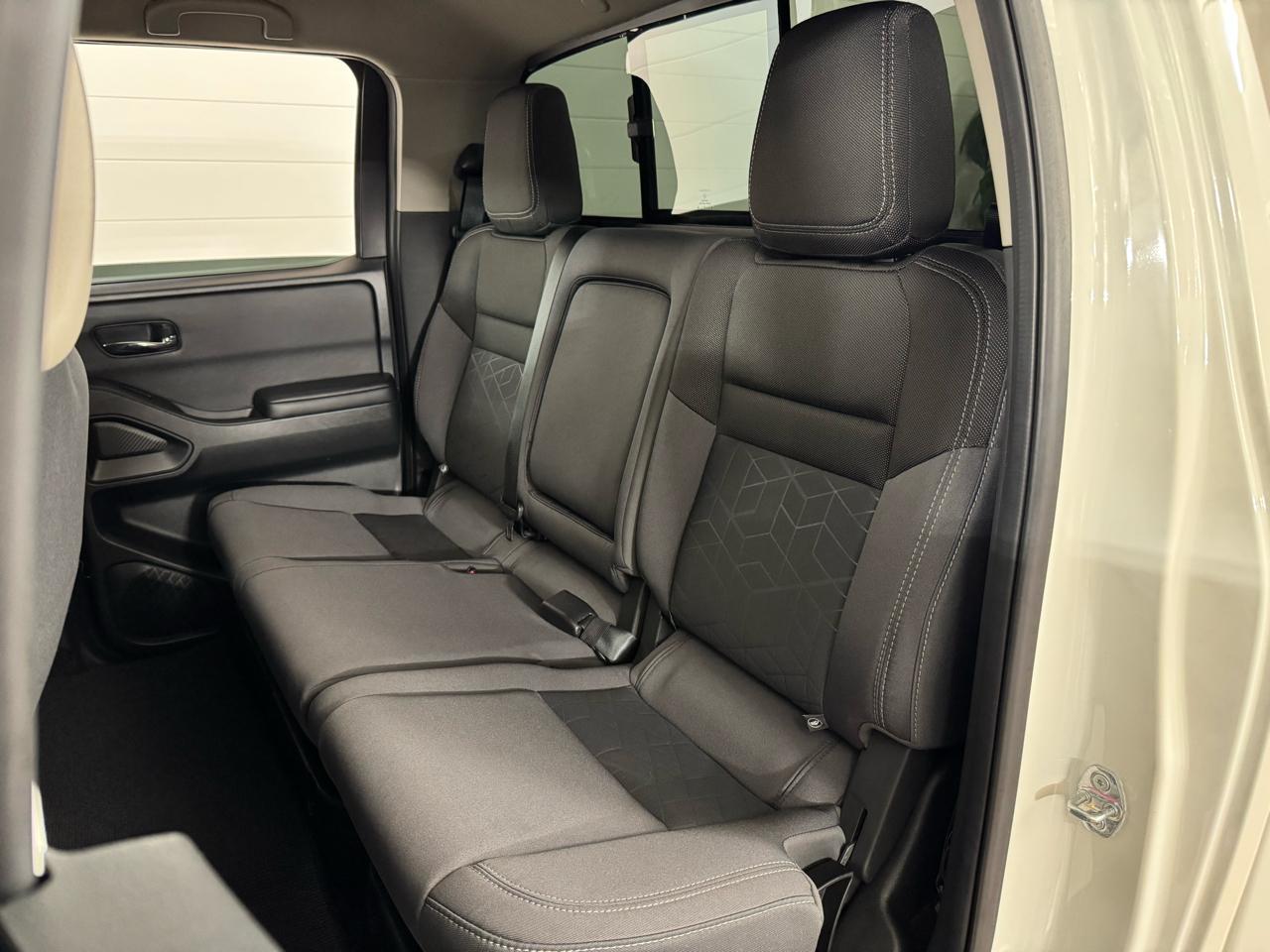 Nissan Frontier  2025