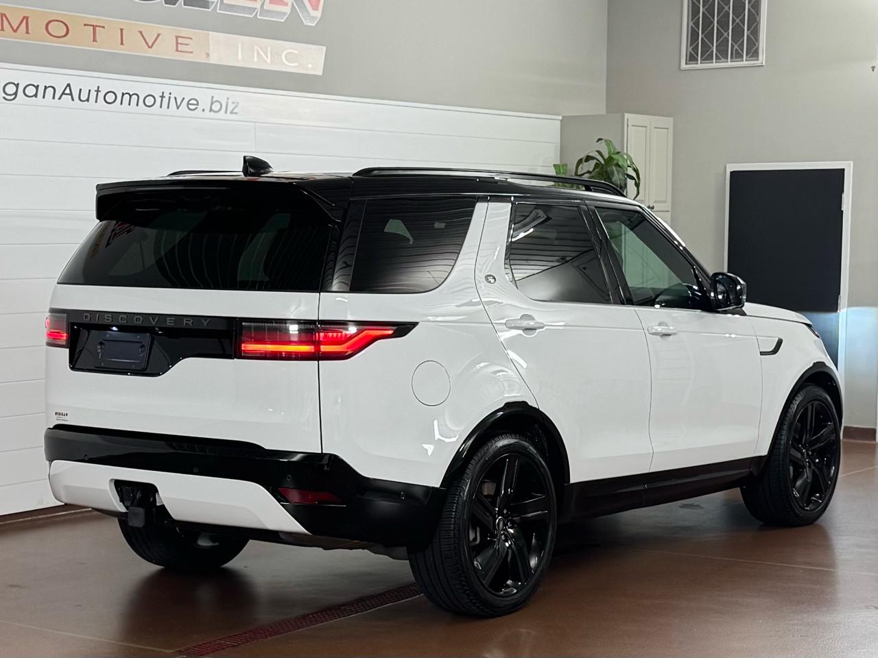 Land Rover Discovery P300 Dyanmic SE 2024