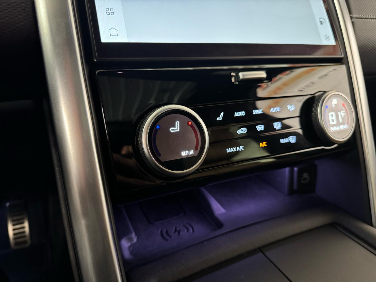 Land Rover Discovery P300 Dyanmic SE 2024