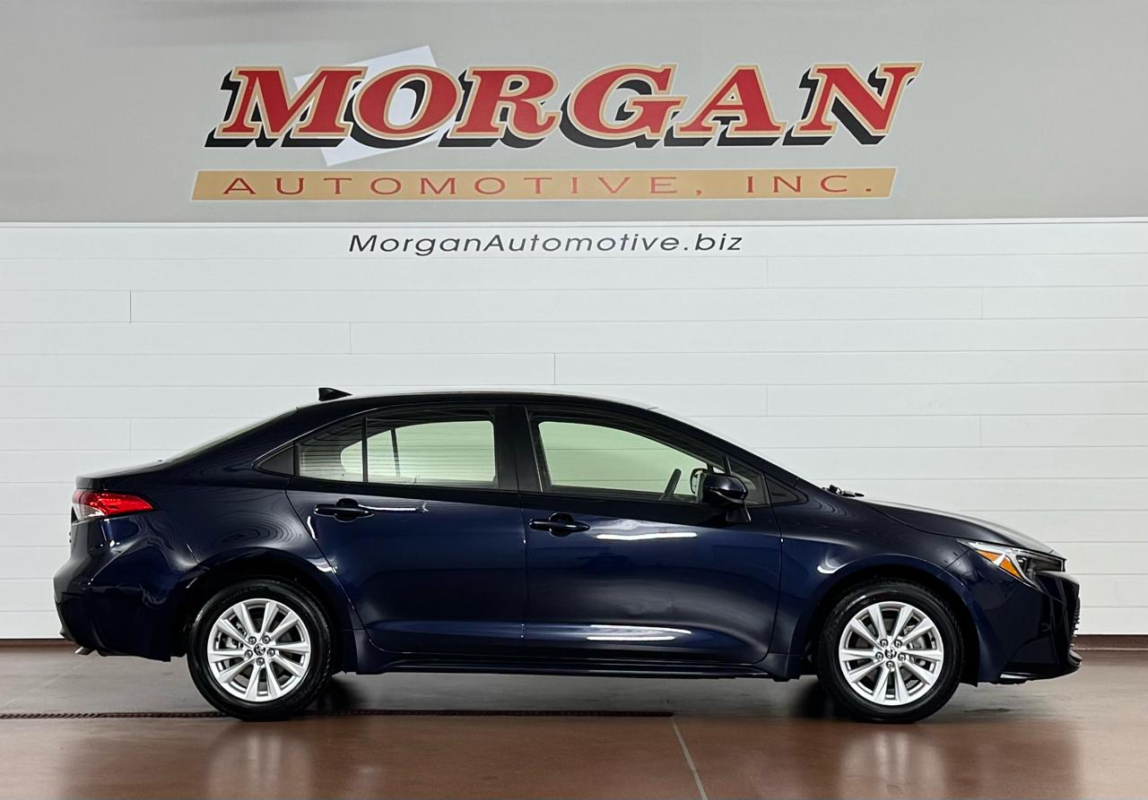 Toyota Corolla Hybrid LE 2025