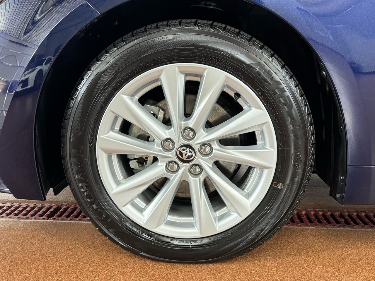 Toyota Corolla Hybrid LE 2025