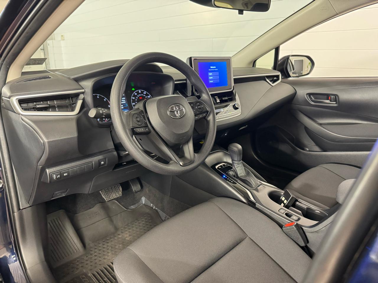 Toyota Corolla Hybrid LE 2025