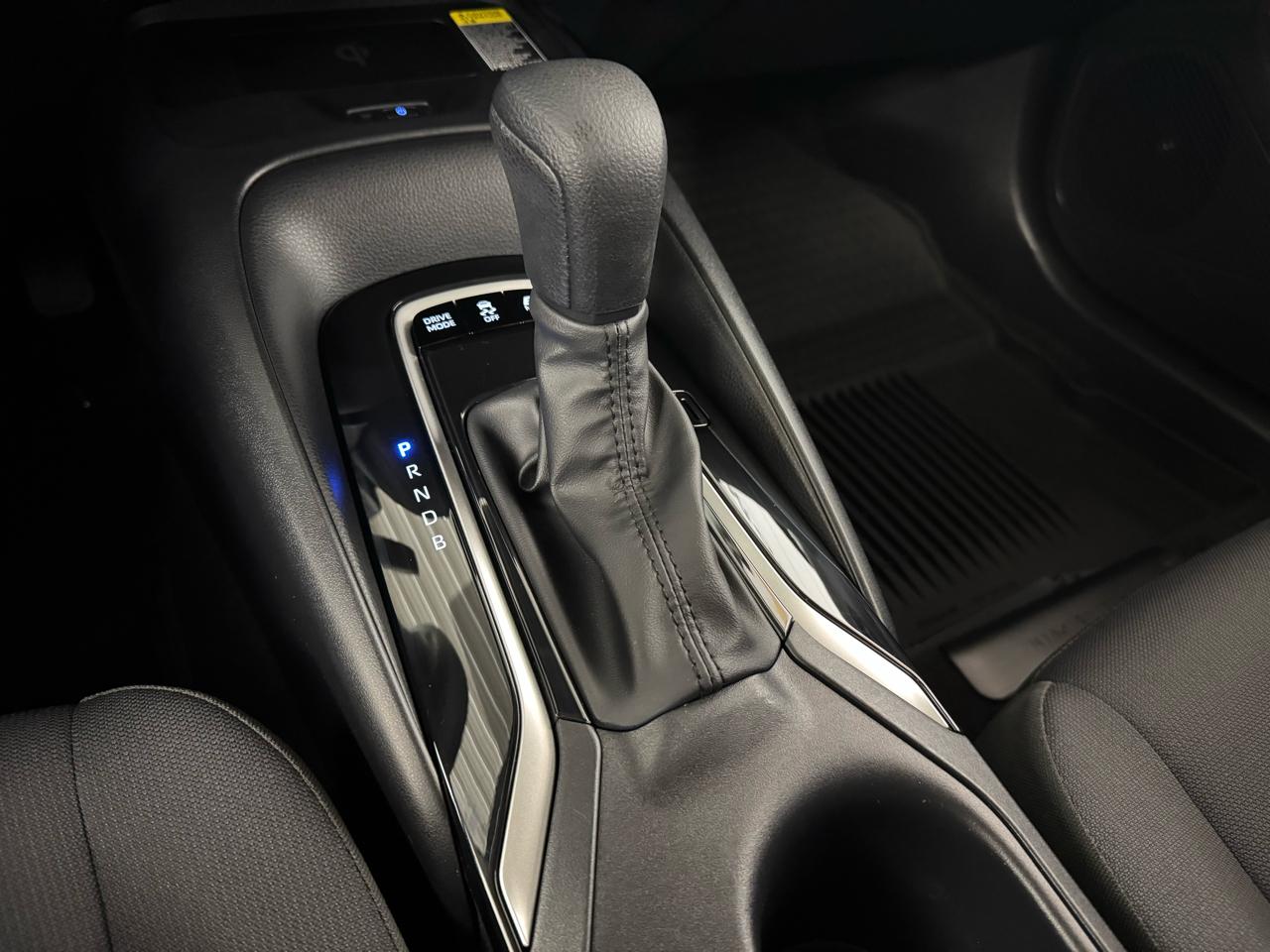 Toyota Corolla Hybrid LE 2025