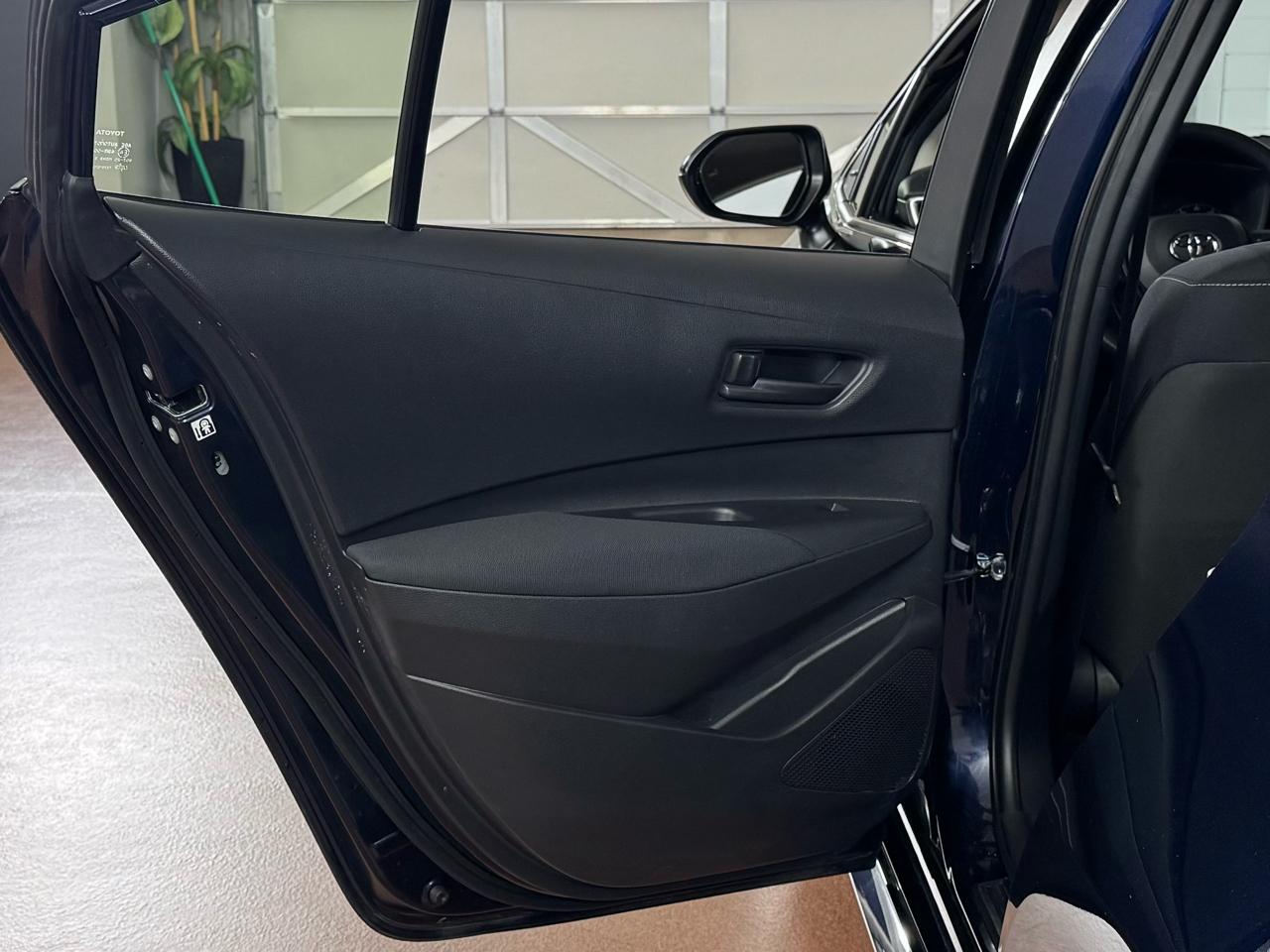 Toyota Corolla Hybrid LE 2025