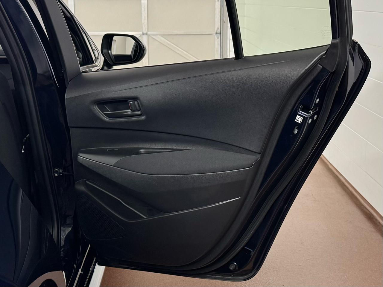 Toyota Corolla Hybrid LE 2025