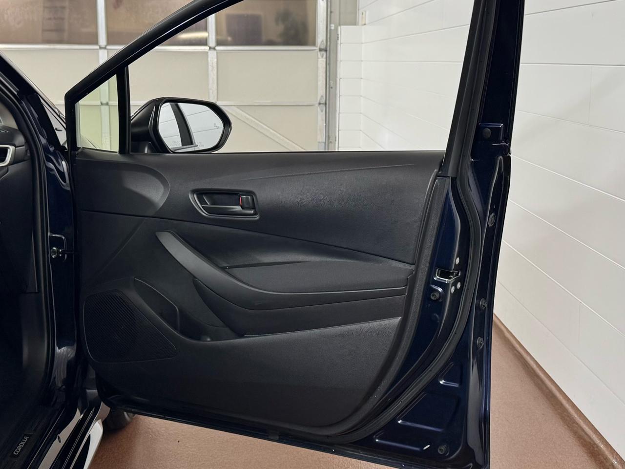 Toyota Corolla Hybrid LE 2025