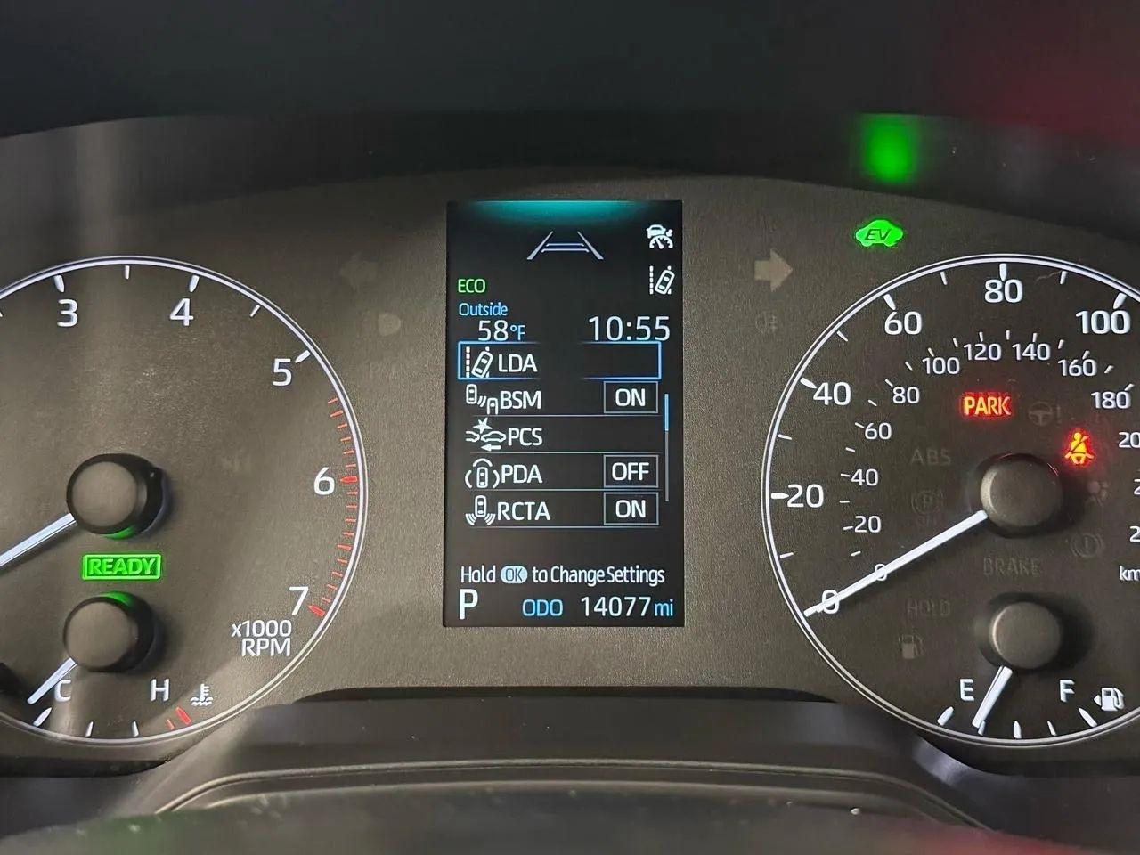 Toyota Corolla Hybrid LE 2025