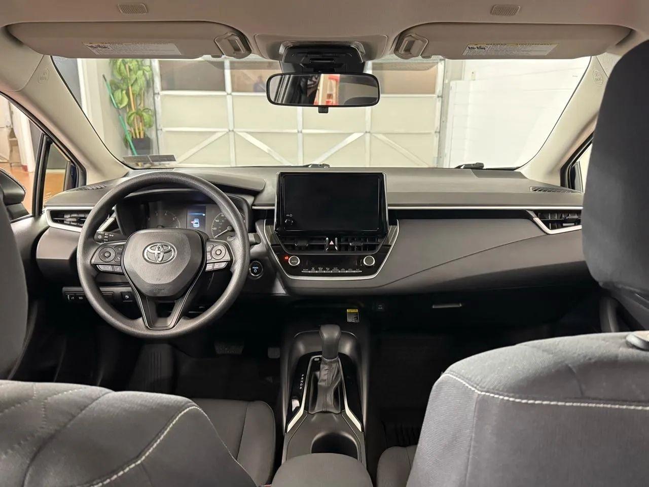 Toyota Corolla Hybrid LE 2025