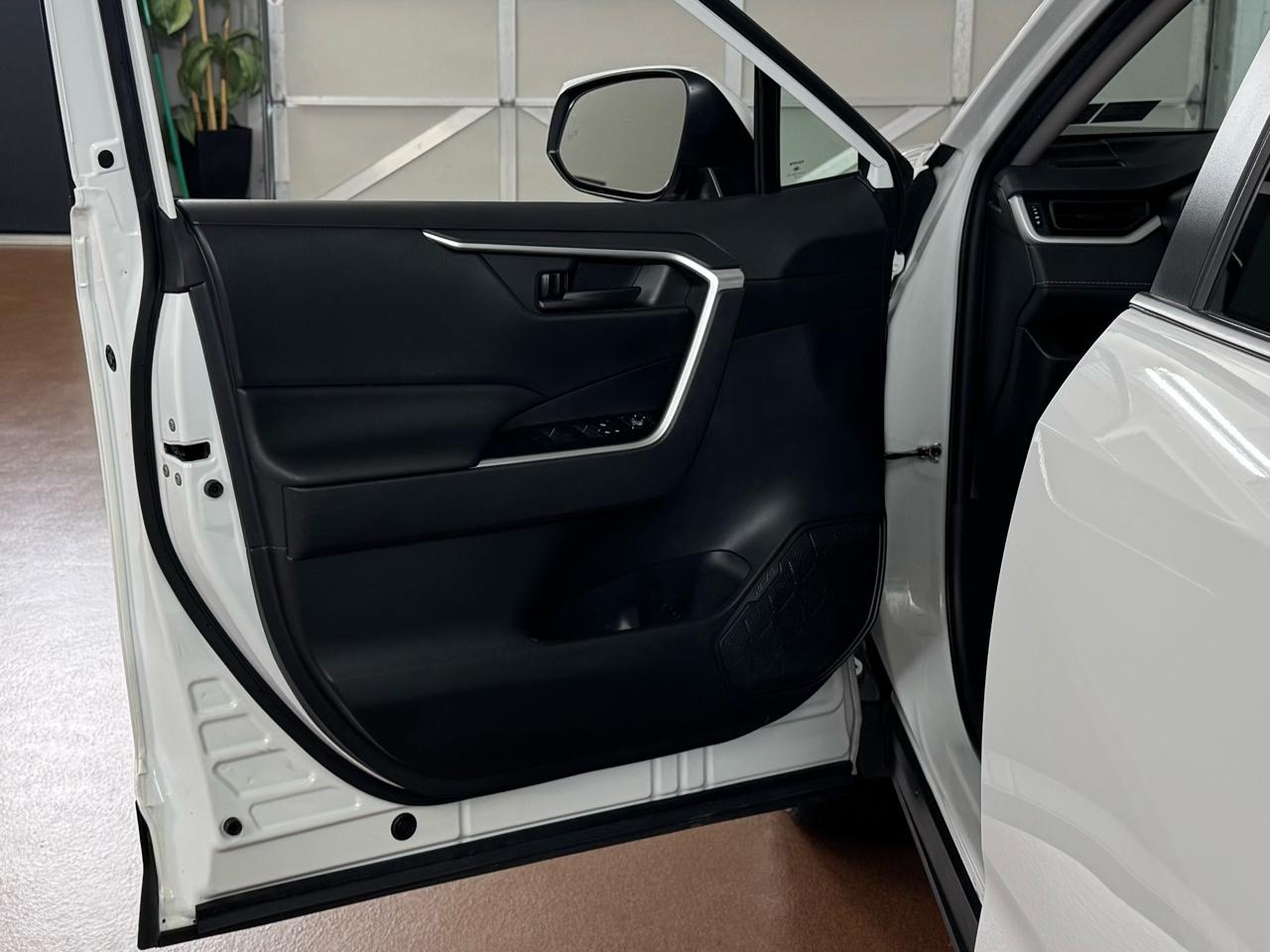 Toyota RAV4 Hybrid  2019