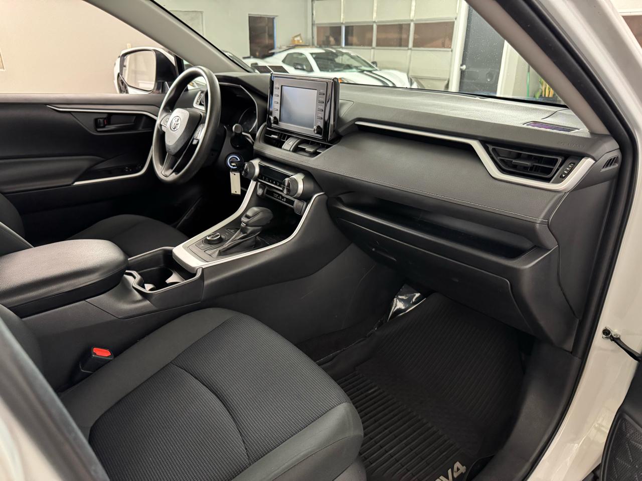 Toyota RAV4 Hybrid  2019