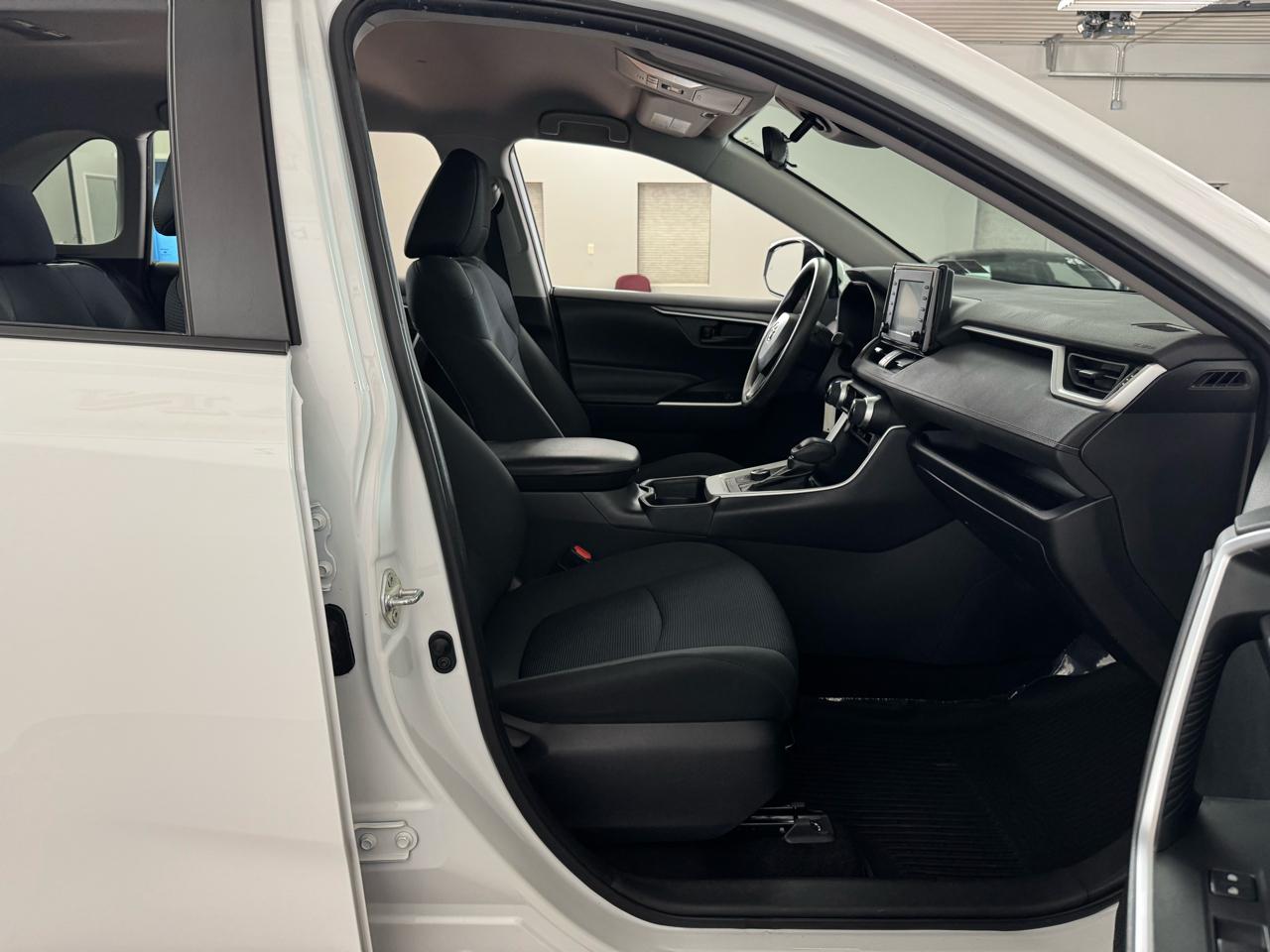 Toyota RAV4 Hybrid  2019