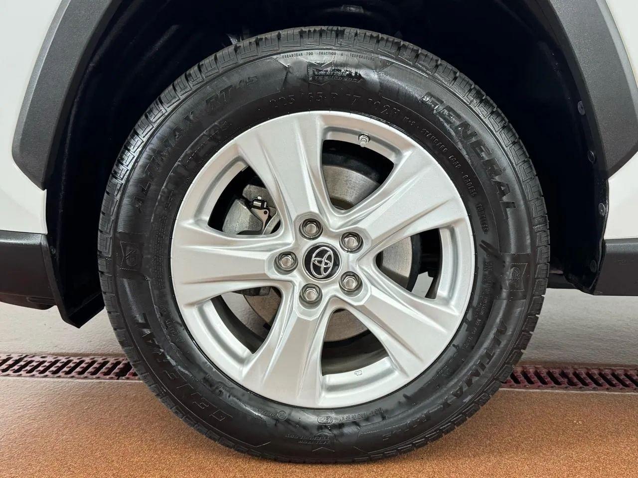 Toyota RAV4 Hybrid  2019