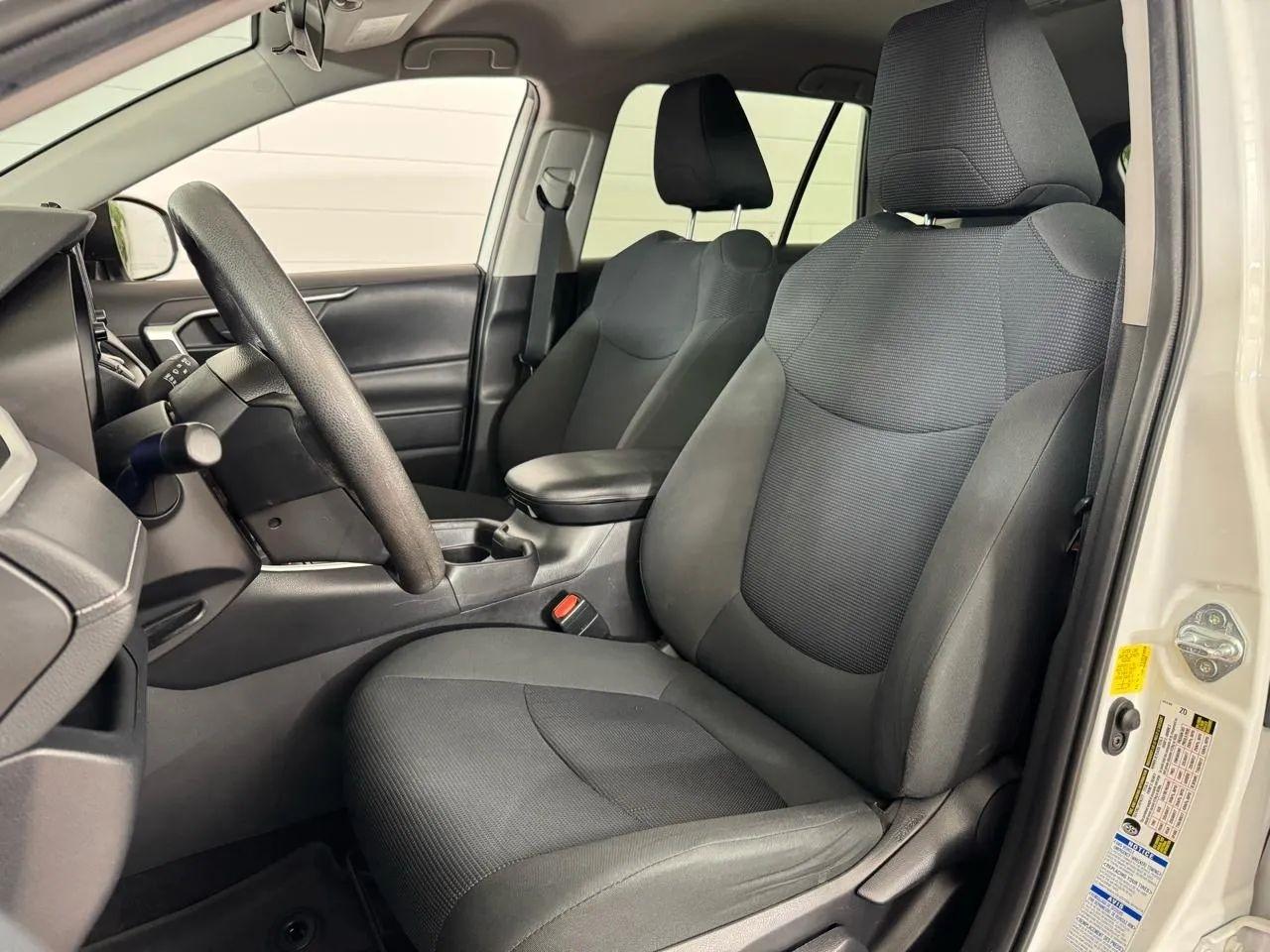 Toyota RAV4 Hybrid  2019