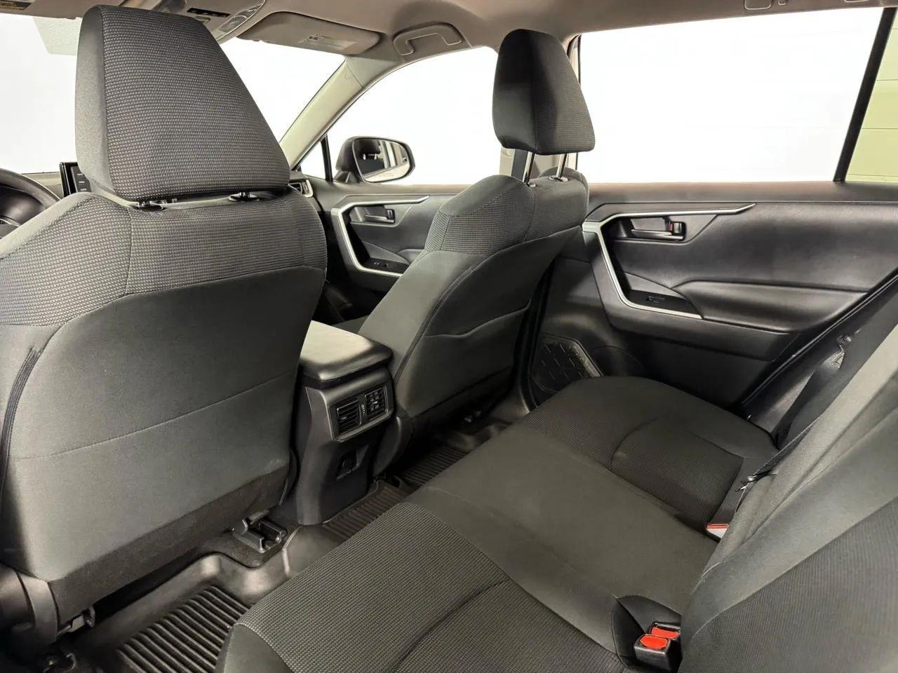 Toyota RAV4 Hybrid  2019