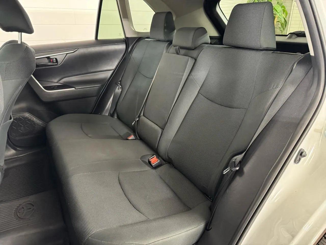 Toyota RAV4 Hybrid  2019