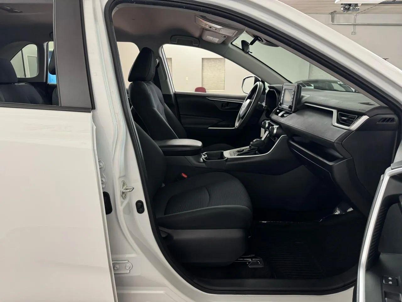 Toyota RAV4 Hybrid  2019