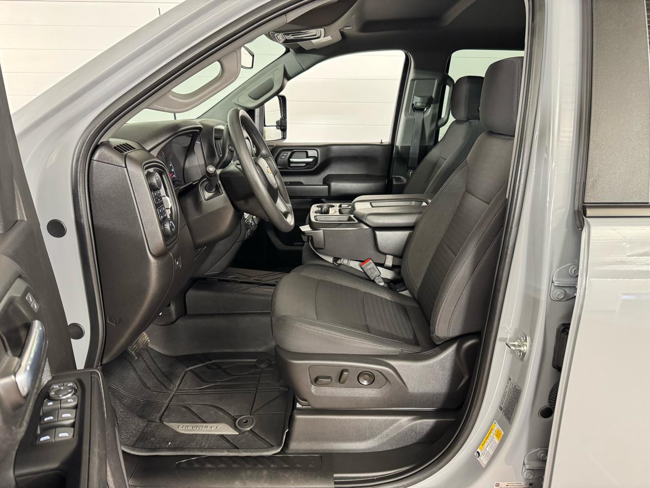 Chevrolet Silverado 2500HD  2025