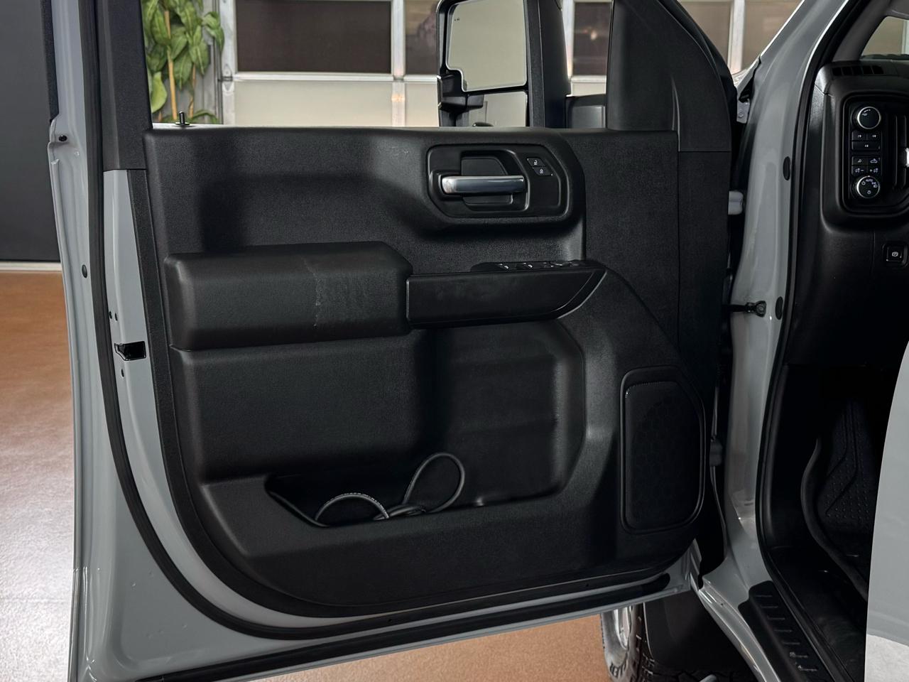 Chevrolet Silverado 2500HD  2025