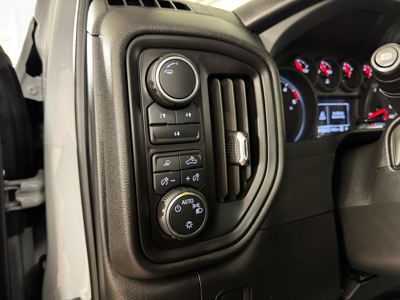 Chevrolet Silverado 2500HD  2025