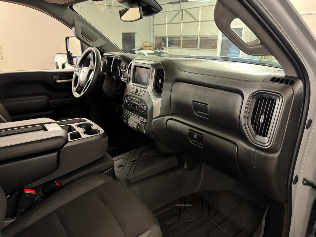 Chevrolet Silverado 2500HD  2025