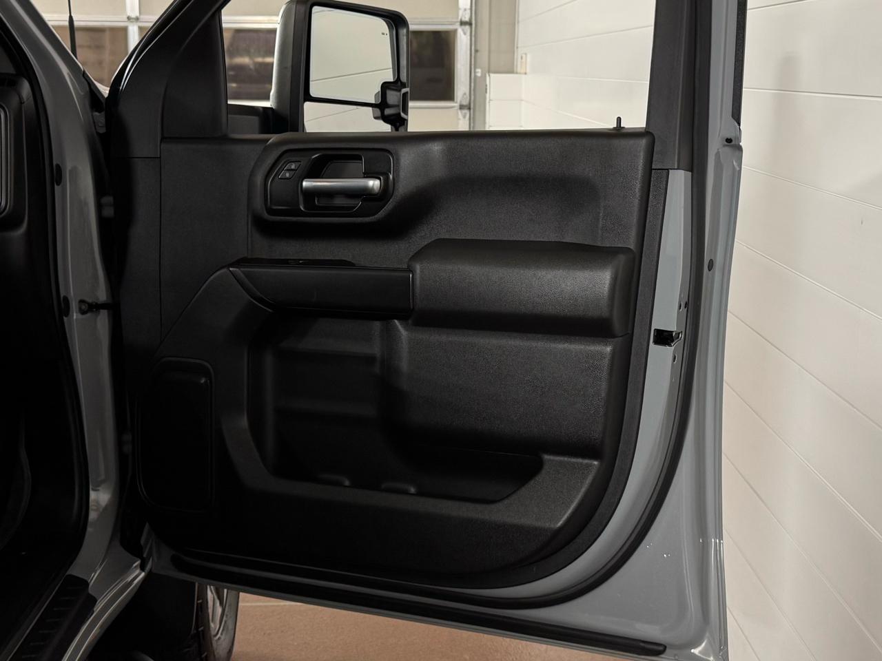 Chevrolet Silverado 2500HD  2025