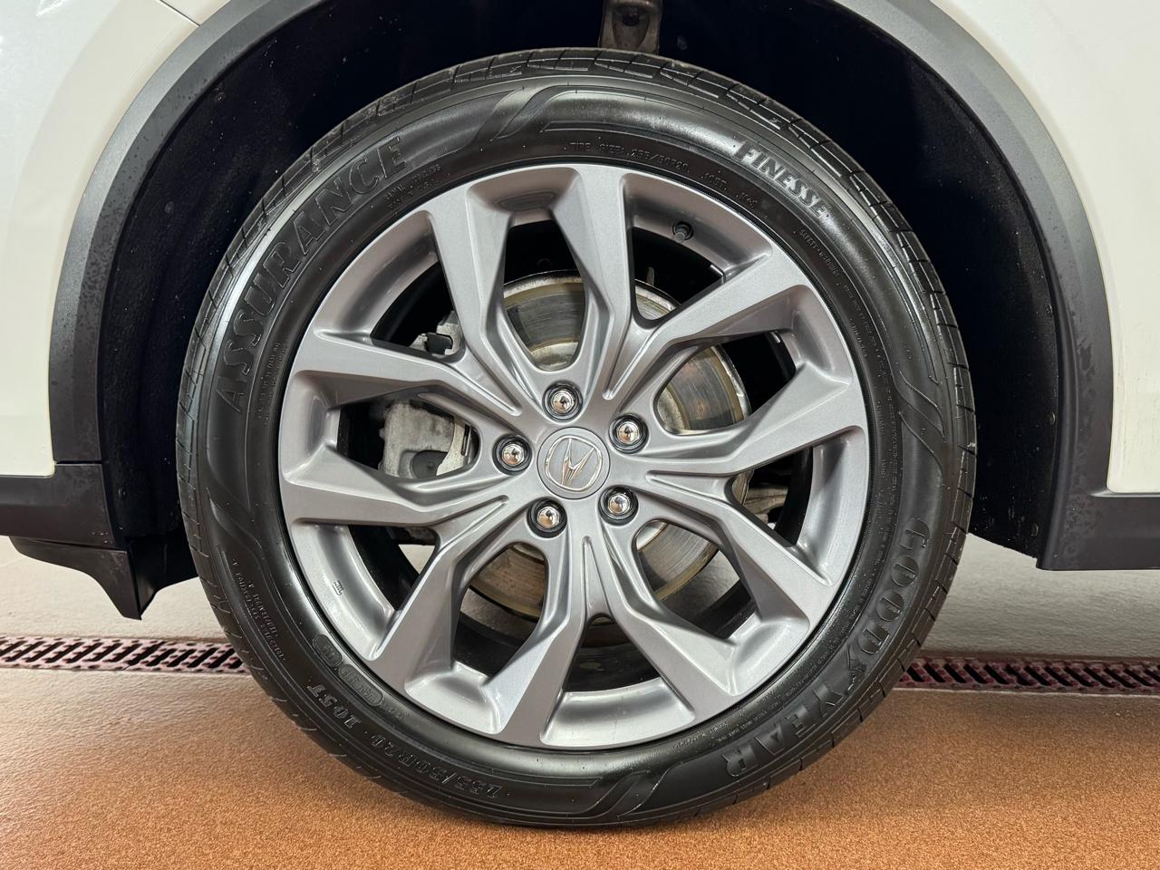 Acura MDX SH-AWD w/Technology Package 2023