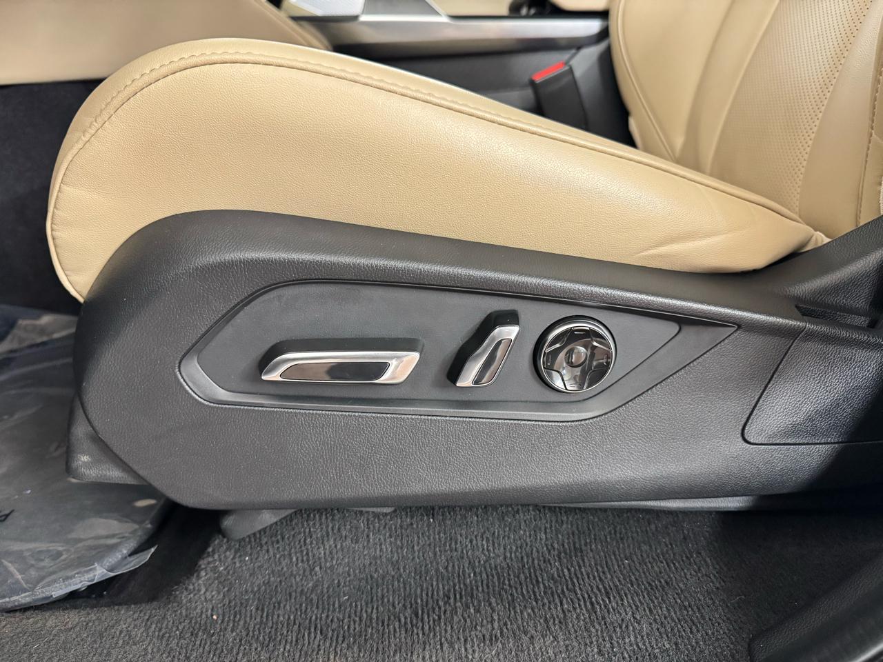 Acura MDX SH-AWD w/Technology Package 2023