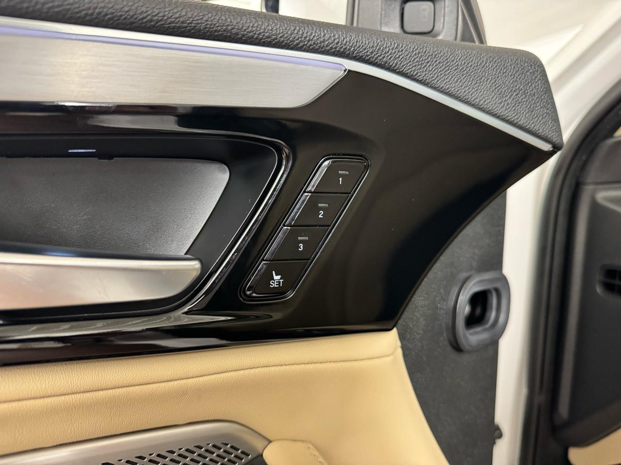 Acura MDX SH-AWD w/Technology Package 2023