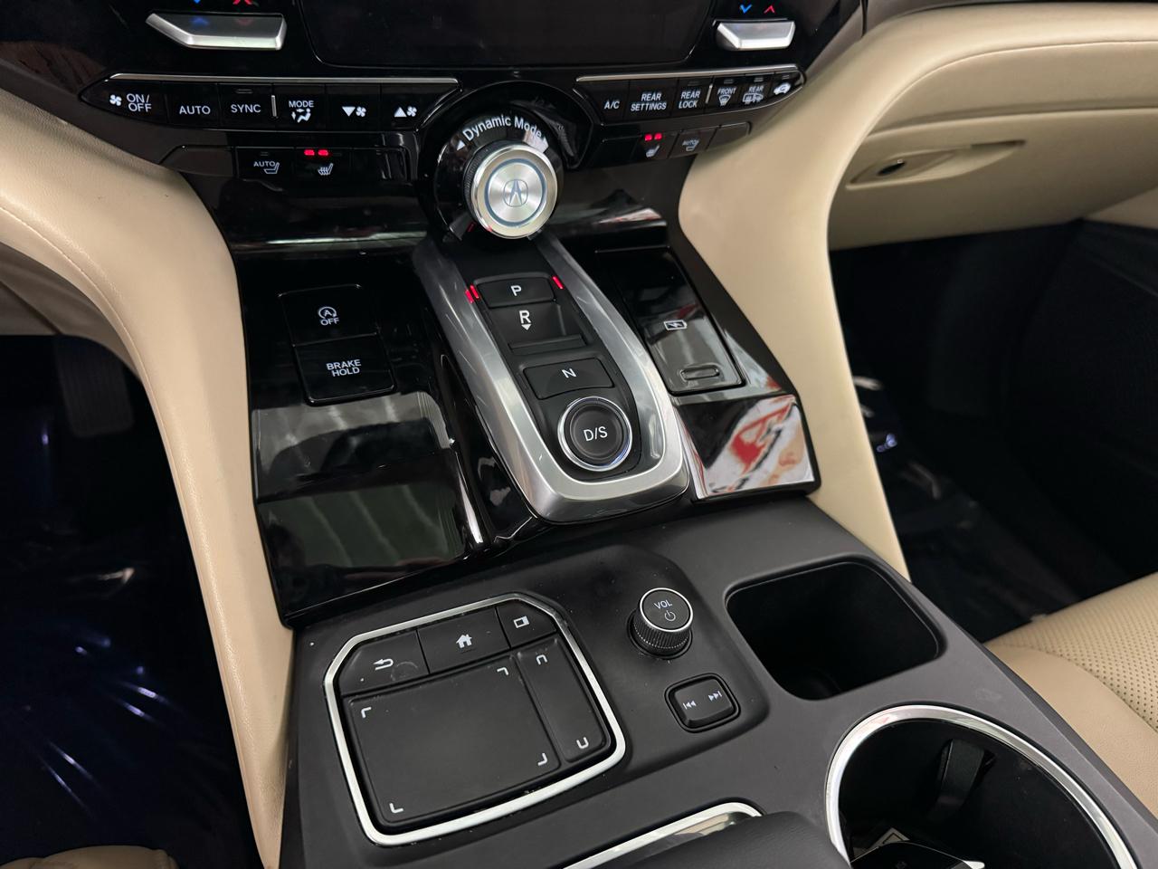 Acura MDX SH-AWD w/Technology Package 2023