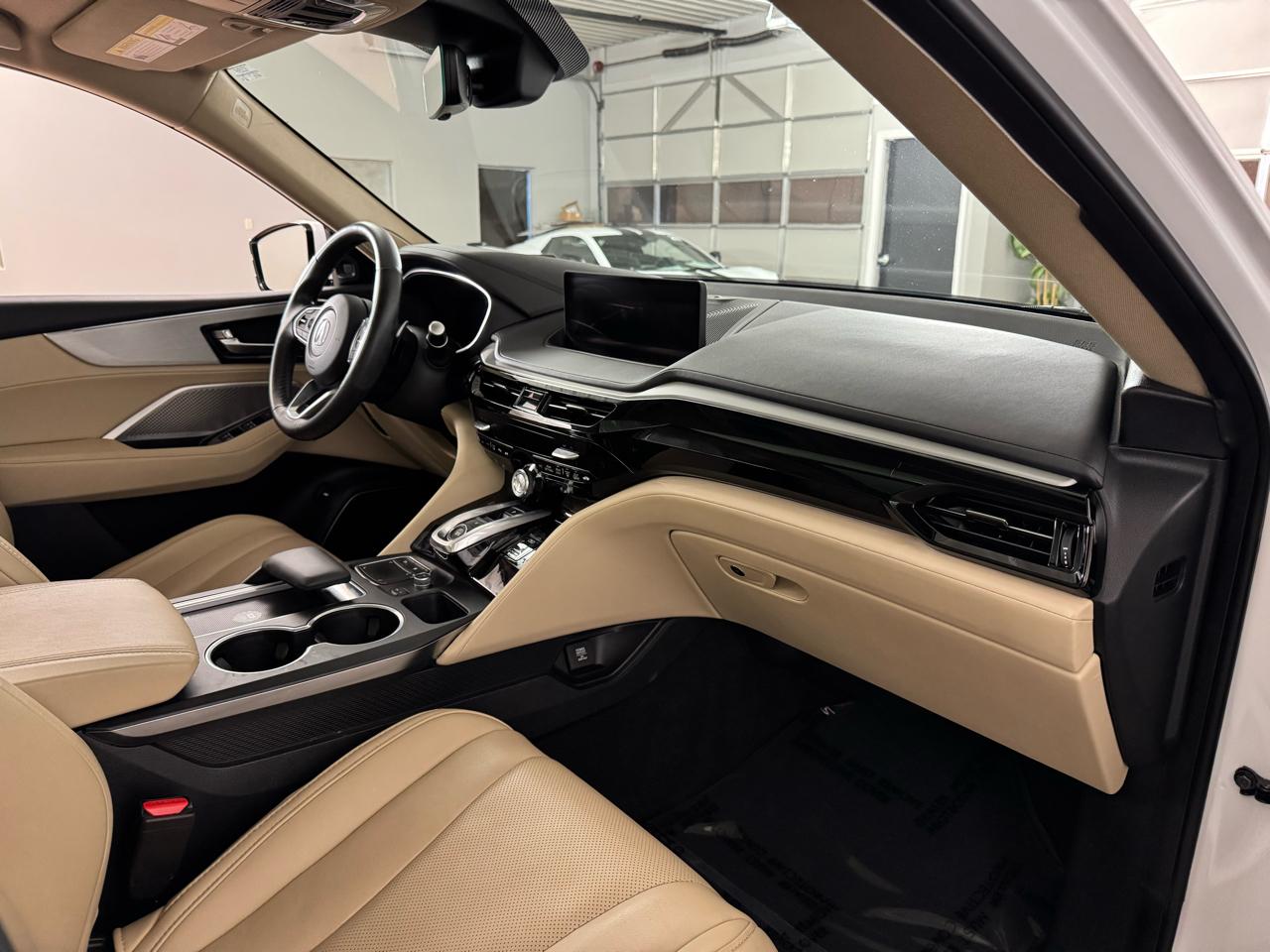 Acura MDX SH-AWD w/Technology Package 2023