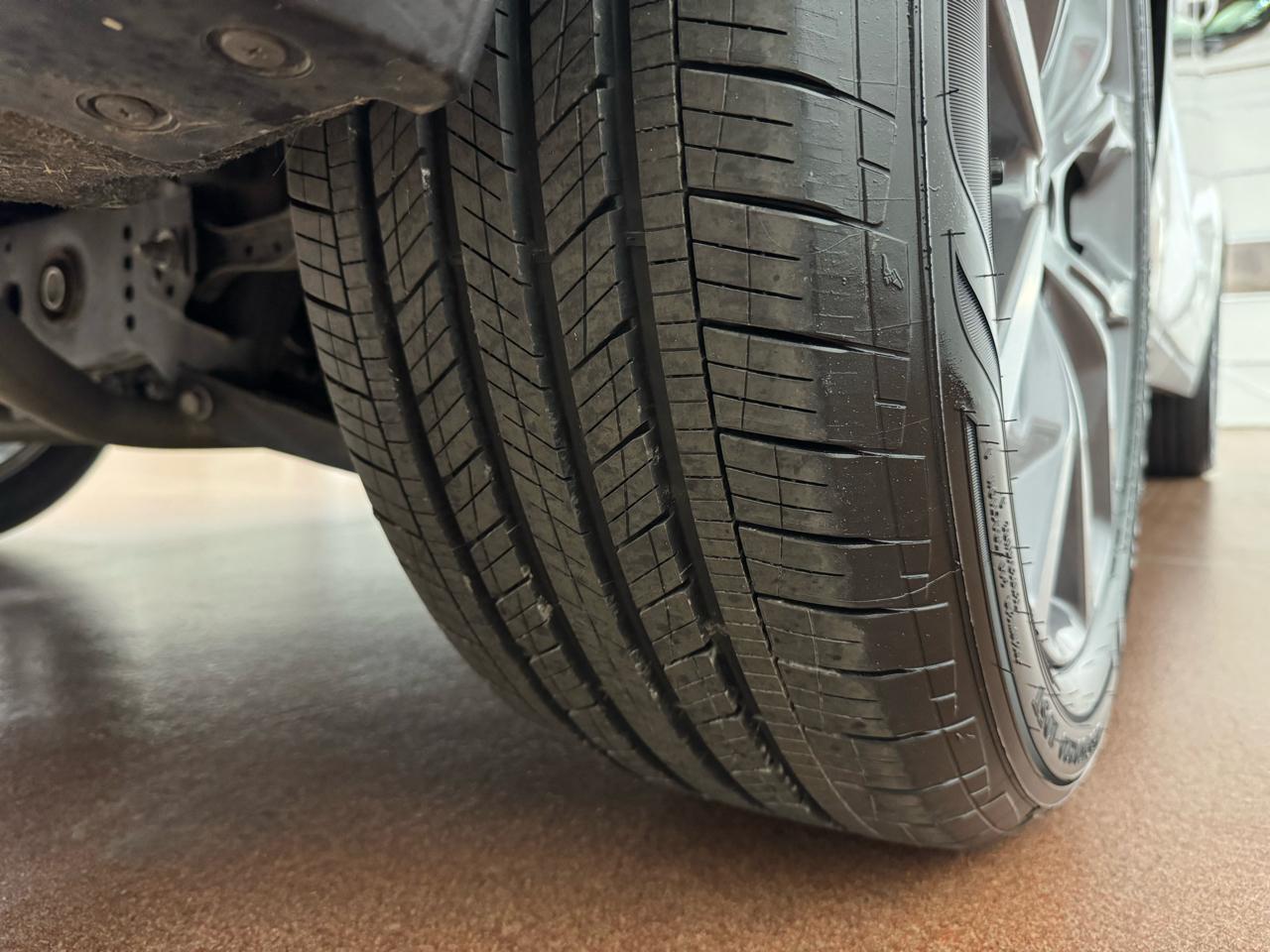 Acura MDX SH-AWD w/Technology Package 2023