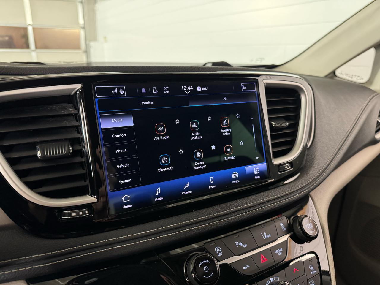 Chrysler Pacifica Touring-L 2022