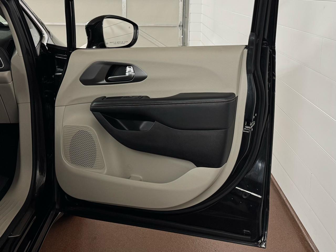 Chrysler Pacifica Touring-L 2022